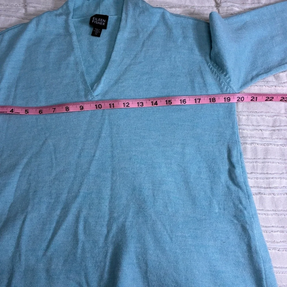 Eileen Fisher Soft Blue Knit Top made of Italian merino wool. GORGEOUS 🤩 size XS - Picture 8 of 8